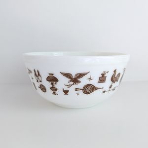 Vintage Early American Pyrex 403 2 1/2 Qt Mixing Bowl